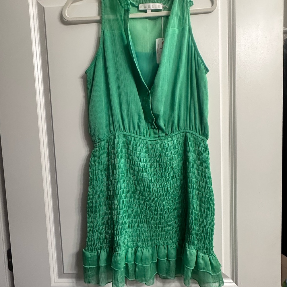 Green Sleeveless Karlie dress